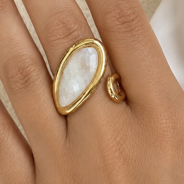 Freya Ring